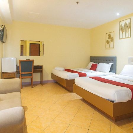 OYO 902 Comfy Inn Manila Exterior foto