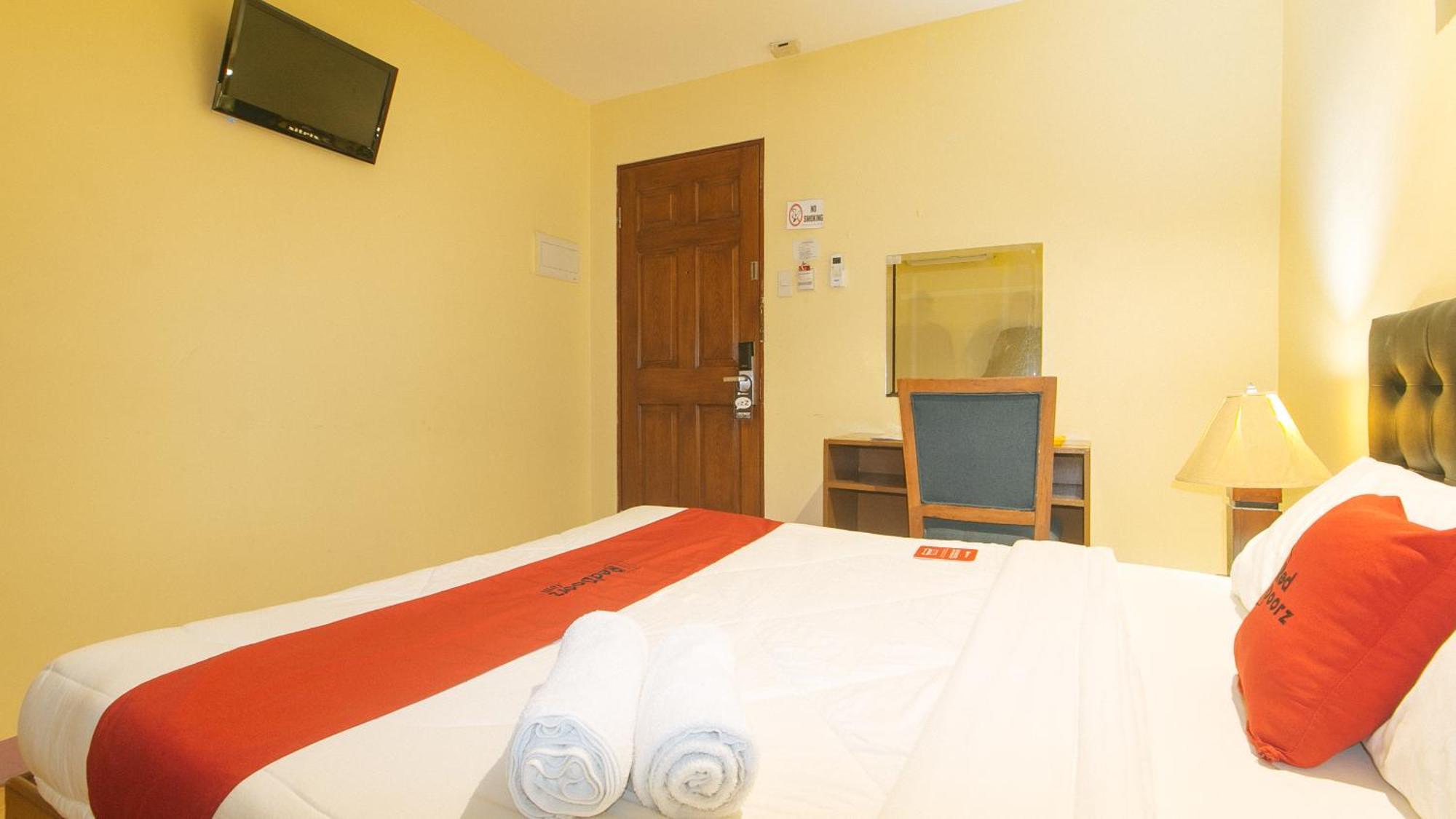 OYO 902 Comfy Inn Manila Exterior foto