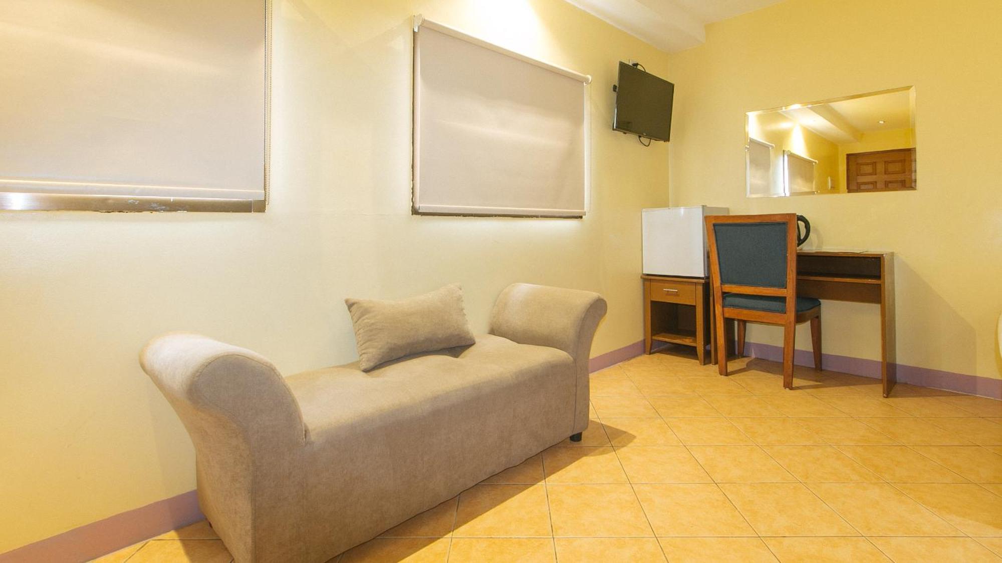 OYO 902 Comfy Inn Manila Exterior foto